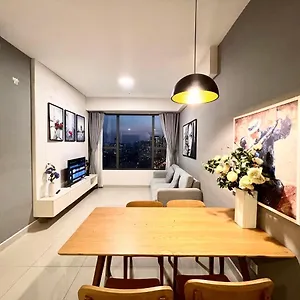 2brs View In The Heart Of Saigon - Free Infinity Pool Apartment